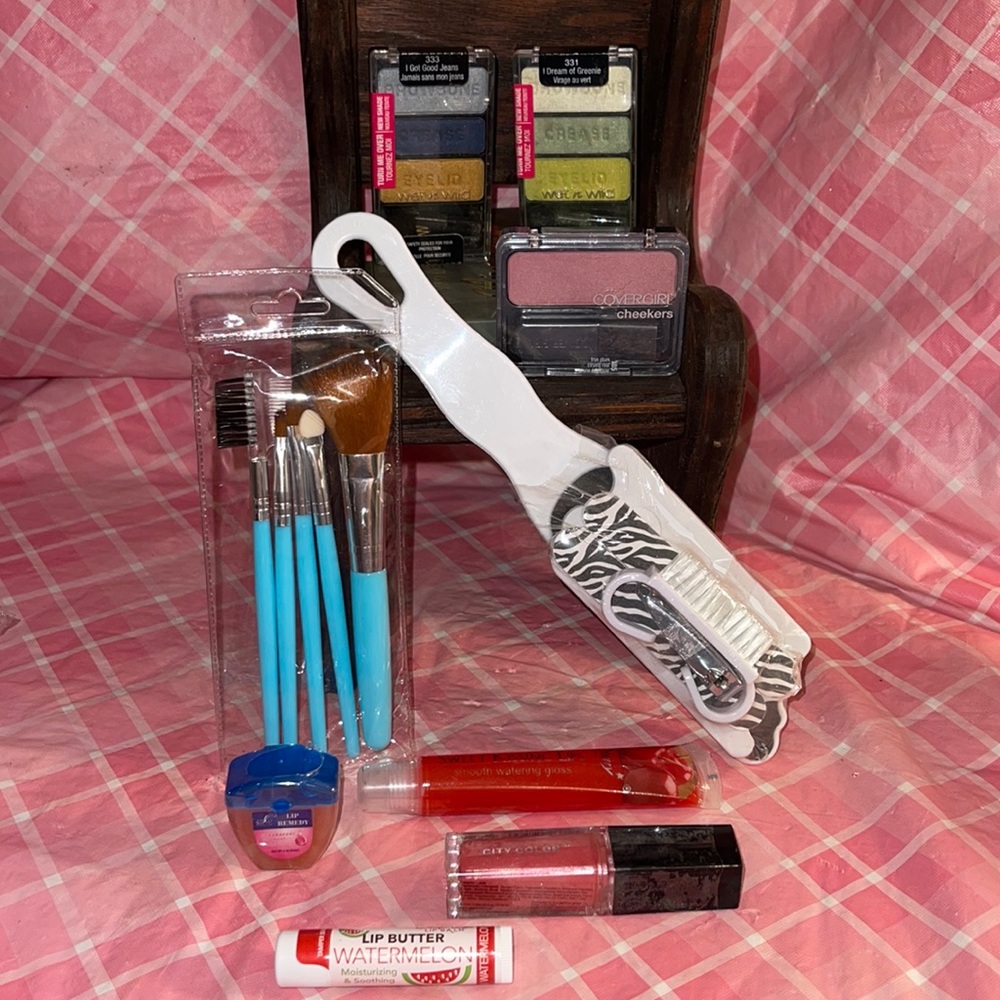 🎈SALE🎈🎀#12.MAKEUP GRAB BAG🎀